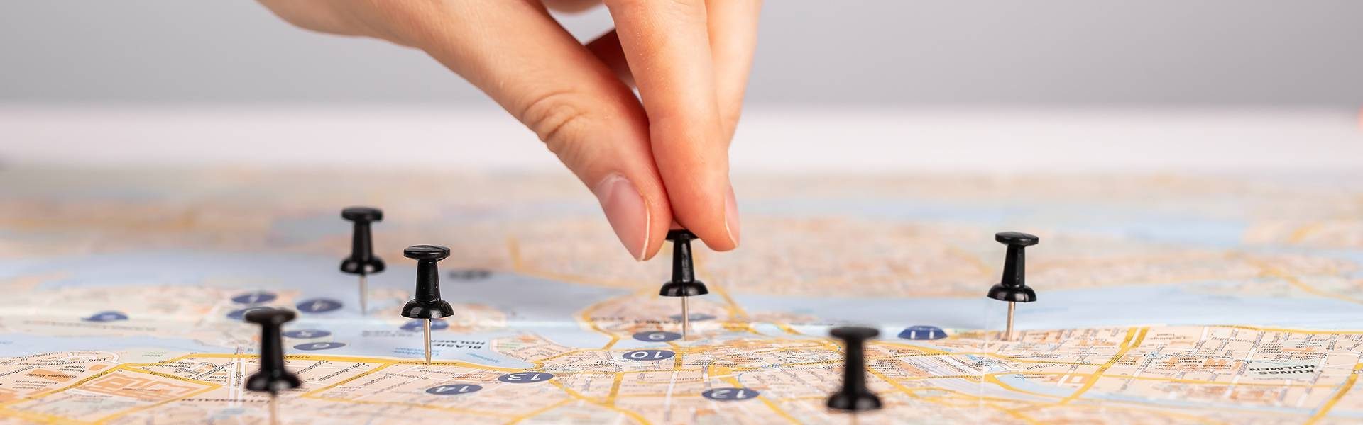 אוצר מילים באנגלית – מקומות